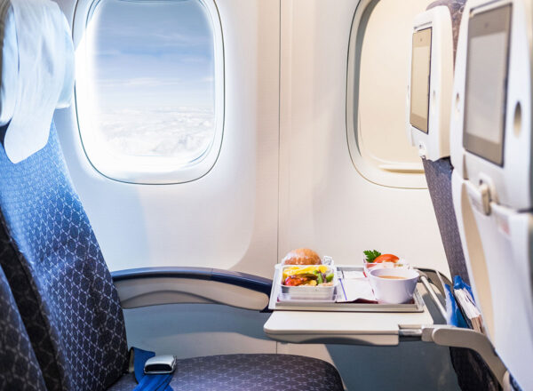 Top 9 Foods To Avoid Before Going On A Flight