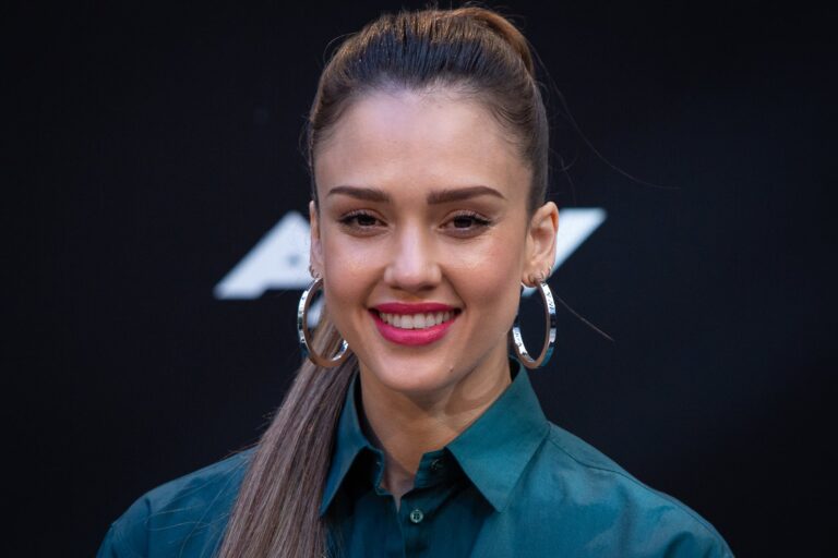 Jessica Alba Net Worth 2021 – The Story Of Success