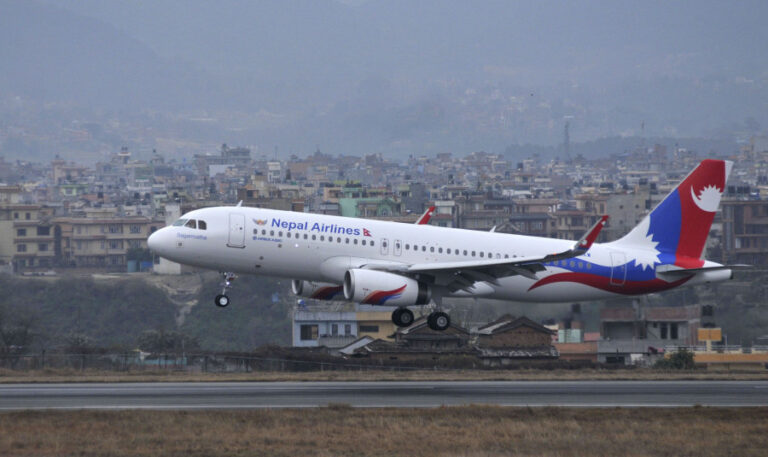 Why is it so risky to fly in Nepal?