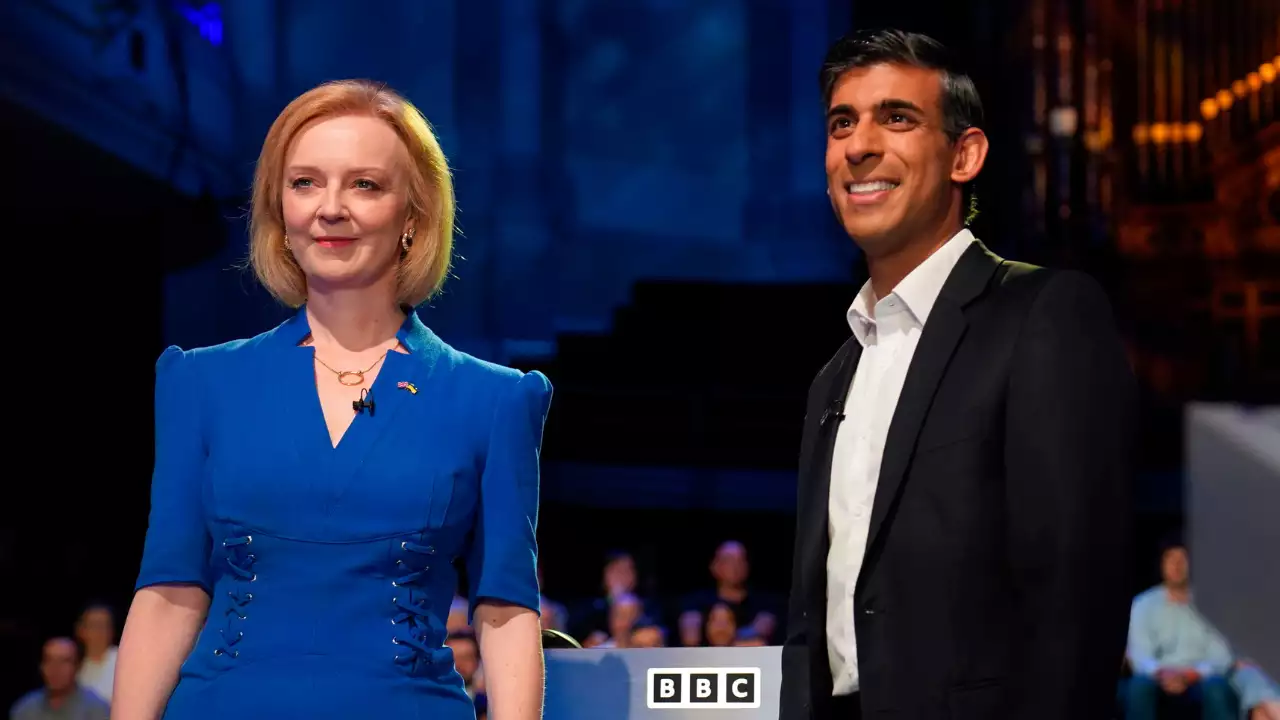 Rishi Sunak Trailing UK PM Hopeful Liz Truss By 32 Points, Shows Poll