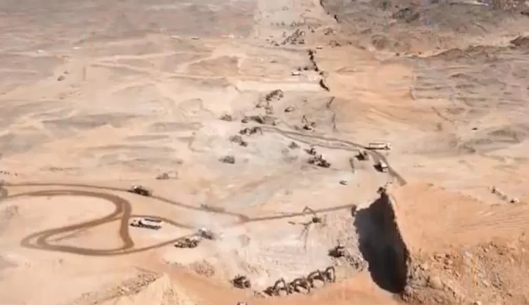 Video: Construction Begins For 170-Kilometre-Long Megacity Of Saudi Arabia