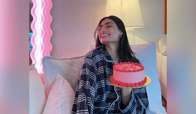 Athiya Shetty Is "Feeling 82" As She Shares Pics From Her 30th Birthday Celebrations. Boyfriend KL Rahul Reacts