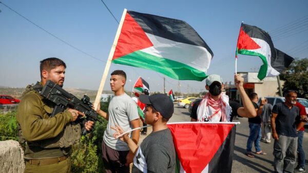 Israel security minister bans Palestinian flag-flying in public