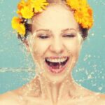 wellhealthorganic.com:winter-skin-care-tips-home-remedies-to-keep-your-skin-moisturised